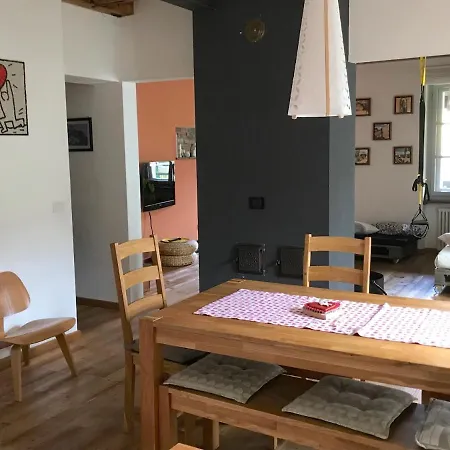 아파트 La Casa Di Chicca 타르비시오